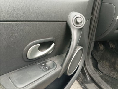 Renault Clio 1.2 16V 5 porte (15)