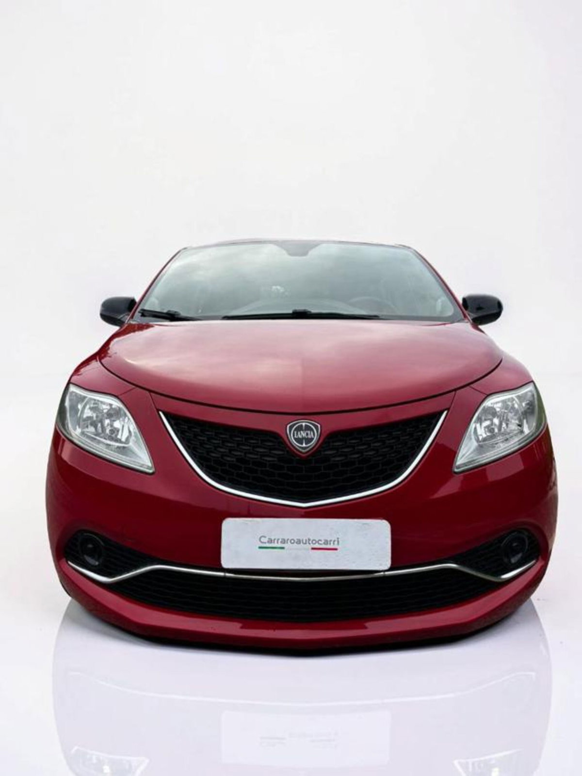 Lancia Ypsilon 1.3 MJT 16V 95 CV 5 porte S&S Gold (2)
