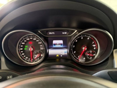 Mercedes-Benz GLA SUV 250 Automatic 4Matic Sport (11)
