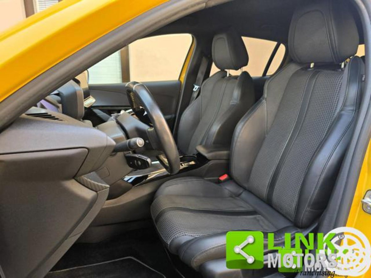 Peugeot 208 1.2 puretech Active s&s 100cv (4)