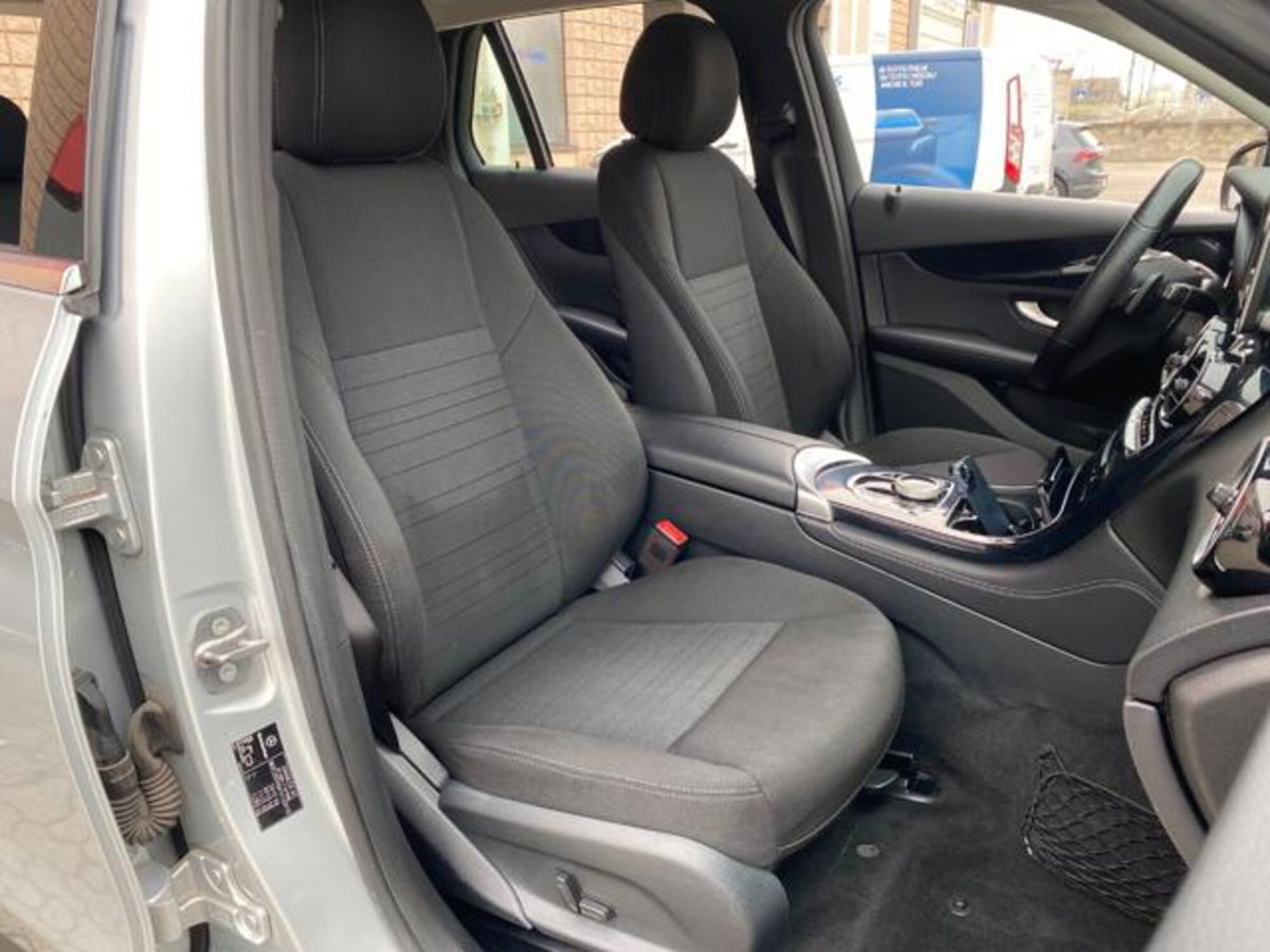 Mercedes-Benz GLC SUV 250 4Matic Business (11)