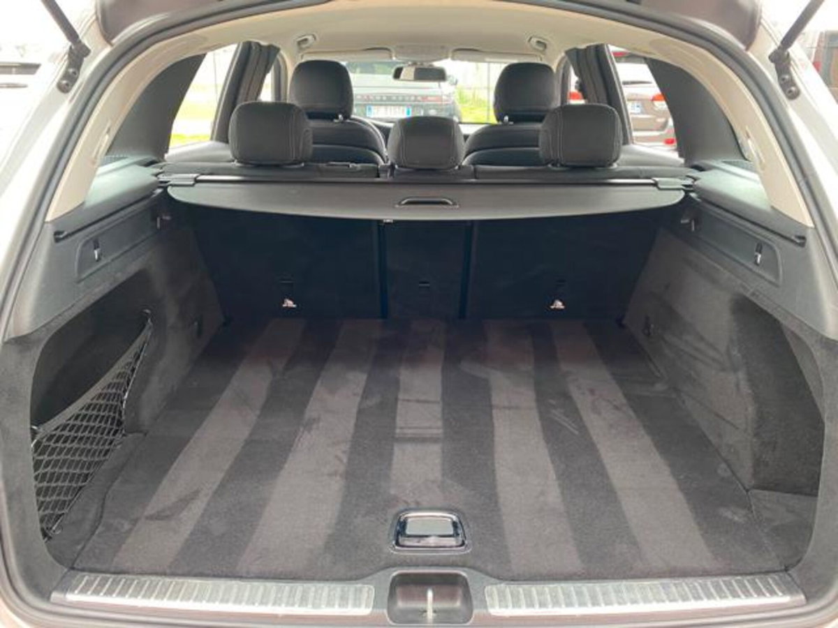 Mercedes-Benz GLC SUV 250 4Matic Business (14)