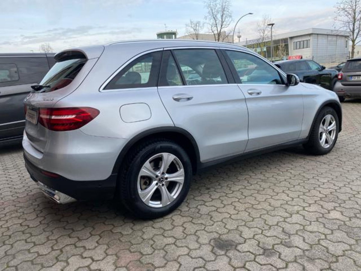 Mercedes-Benz GLC SUV 250 4Matic Business (4)