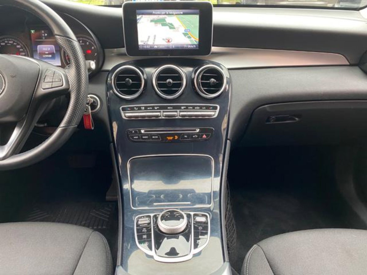 Mercedes-Benz GLC SUV 250 4Matic Business (9)