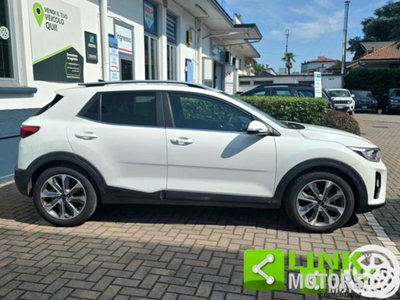 Kia Stonic 1.6 CRDi 115 CV Energy (8)