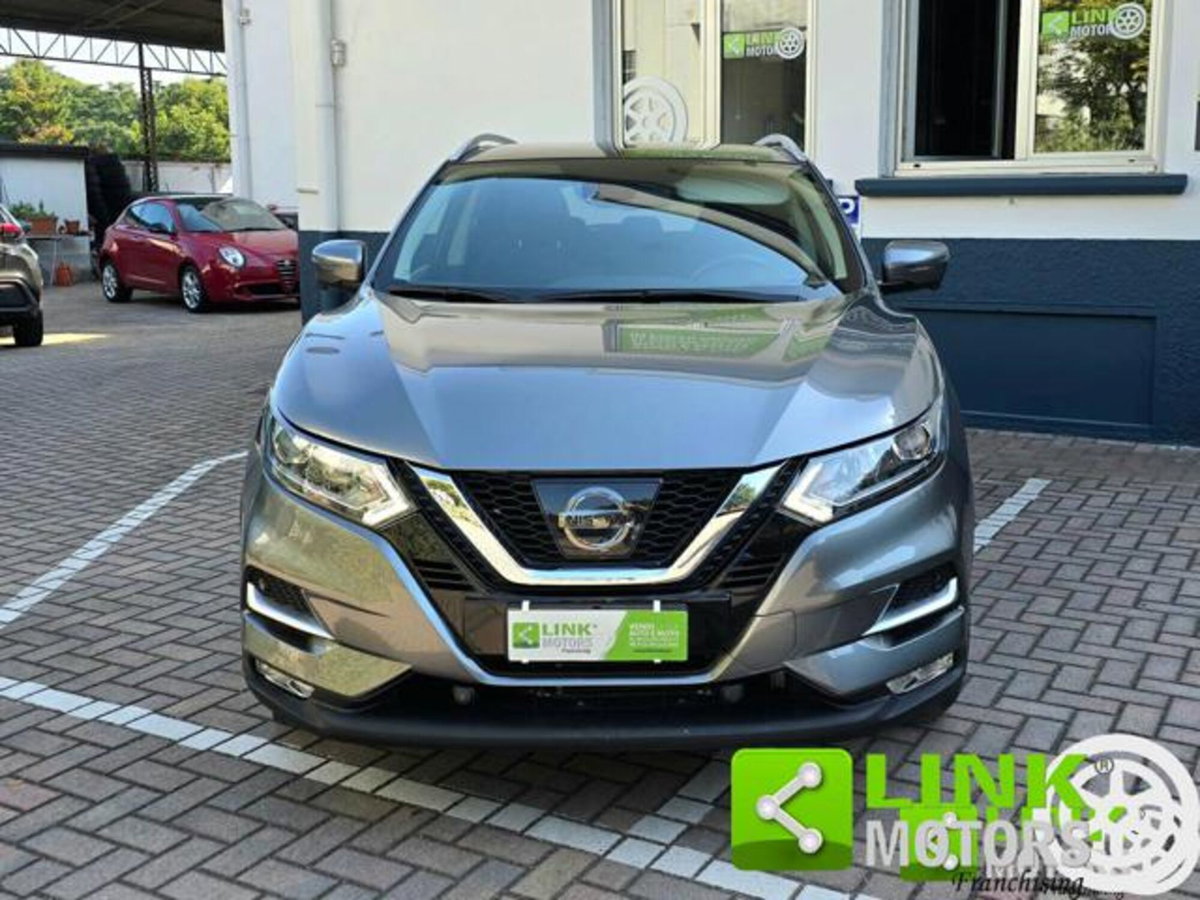 Nissan Qashqai 1.6 dCi 2WD N-Connecta (2)