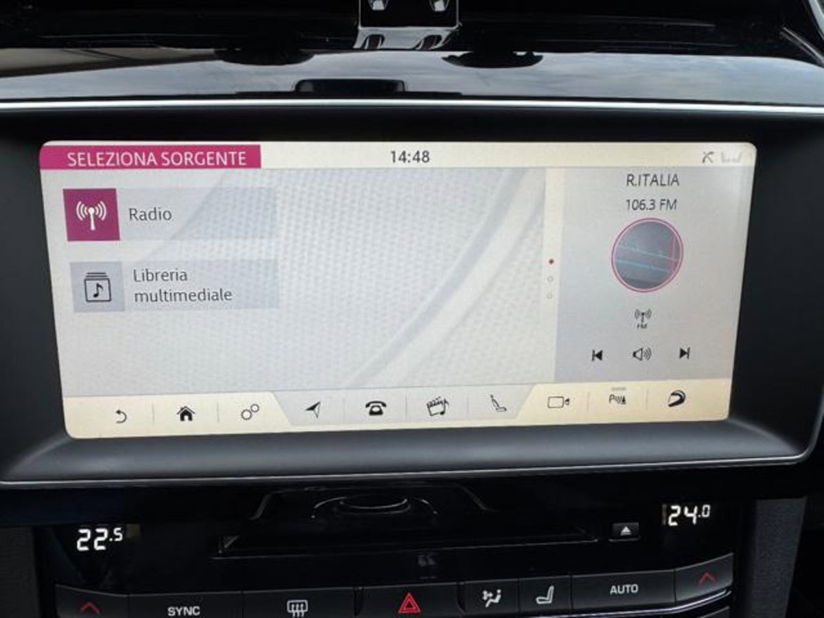Jaguar F-Pace 2.0 D 180 CV aut. R-Sport (14)
