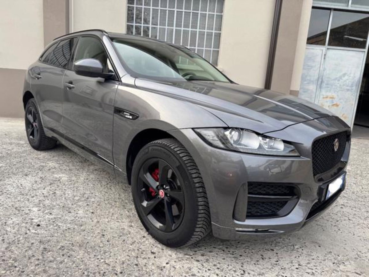 Jaguar F-Pace 2.0 D 180 CV aut. R-Sport (3)