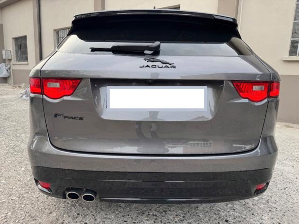 Jaguar F-Pace 2.0 D 180 CV aut. R-Sport (5)