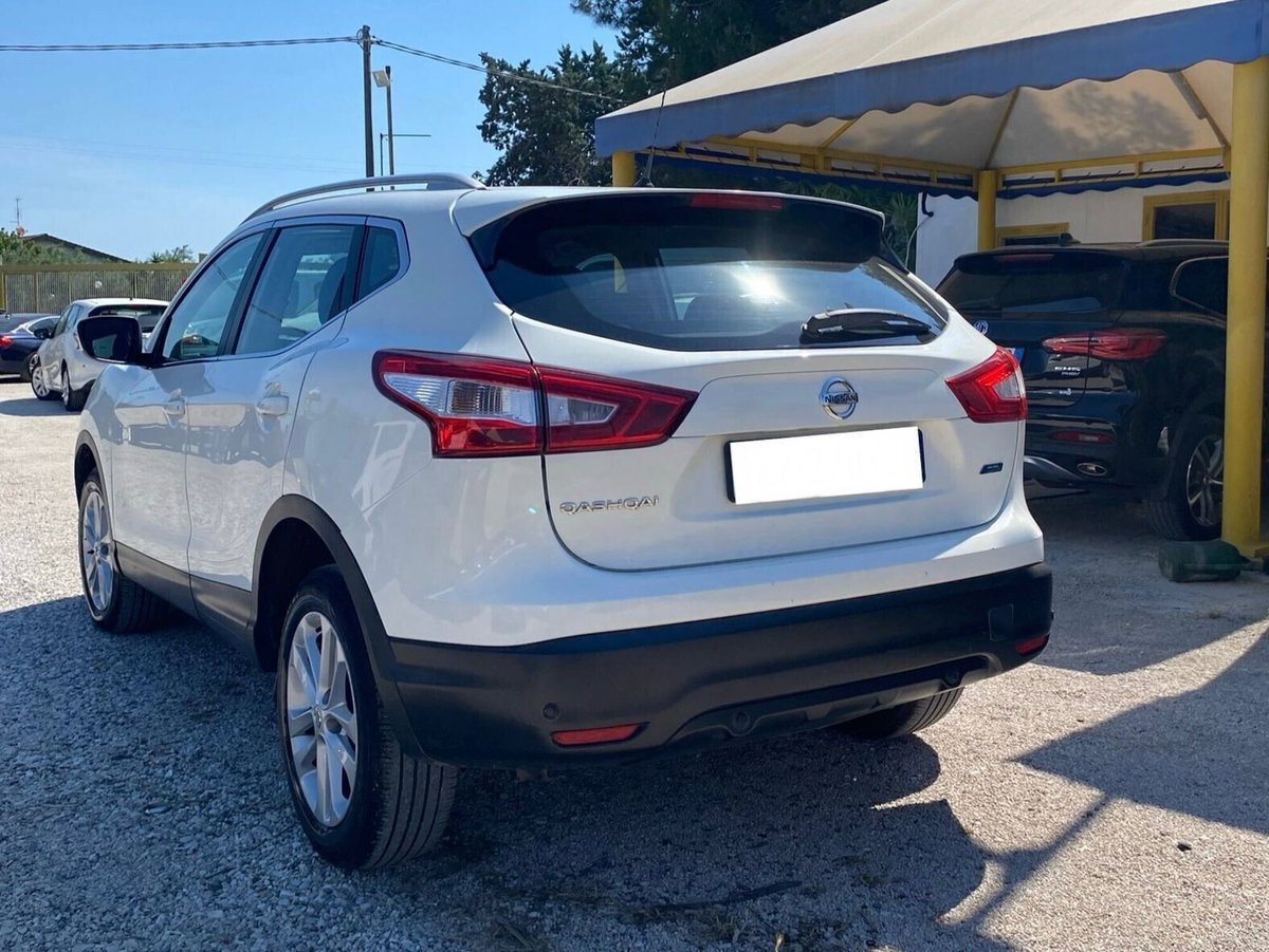 Nissan Qashqai 1.5 dCi Acenta (3)