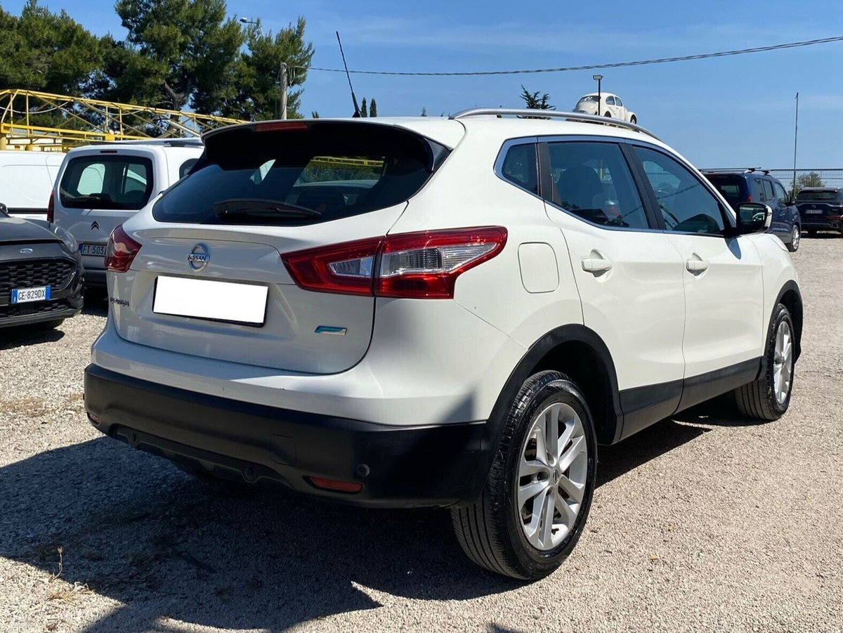 Nissan Qashqai 1.5 dCi Acenta (4)