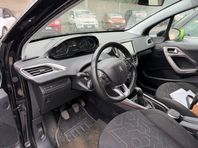 Peugeot 2008 120 S&S Allure (6)