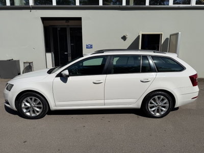Skoda Octavia Station Wagon 1.6 TDI SCR 115 CV Wagon Executive (3)