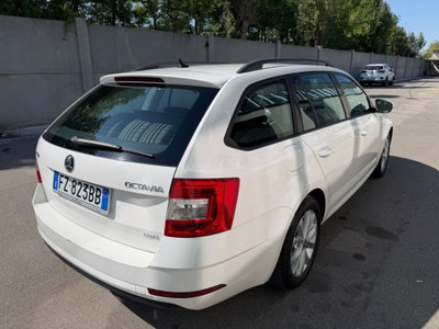 Skoda Octavia Station Wagon 1.6 TDI SCR 115 CV Wagon Executive (5)