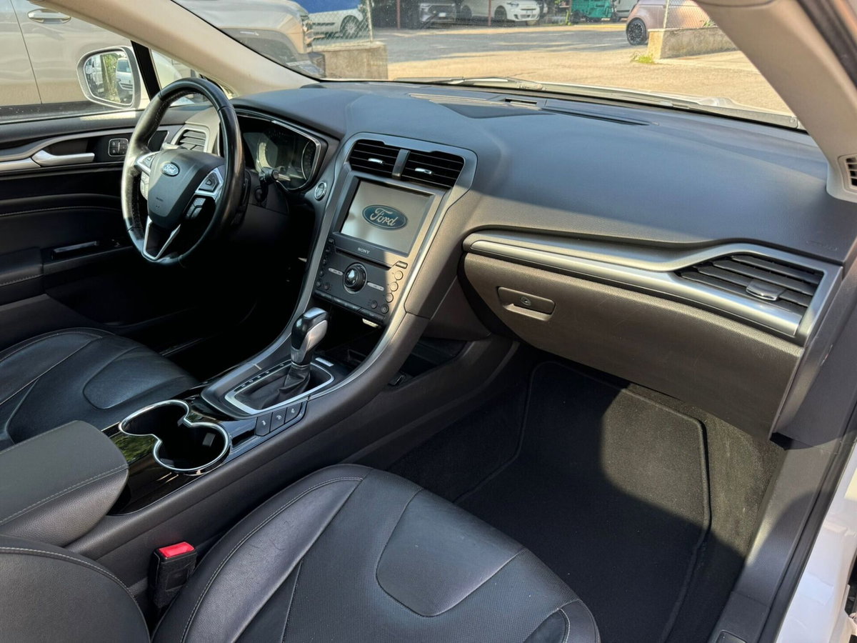 Ford Mondeo 2.0 TDCi 130 CV 6tronic 5 porte Titanium DPF (6)