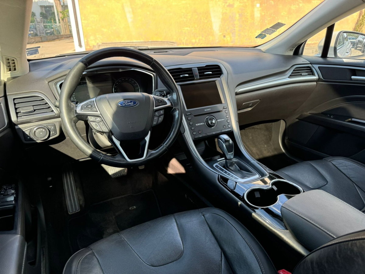 Ford Mondeo 2.0 TDCi 130 CV 6tronic 5 porte Titanium DPF (7)