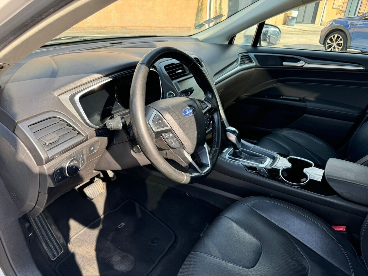Ford Mondeo 2.0 TDCi 130 CV 6tronic 5 porte Titanium DPF (9)