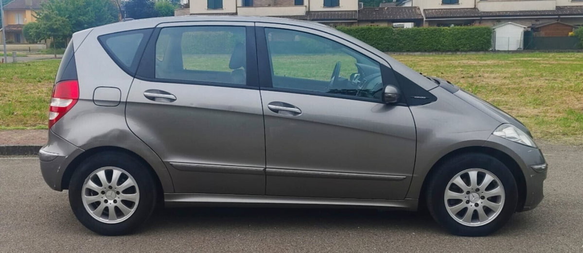 Mercedes-Benz Classe A 180 CDI Avantgarde (11)