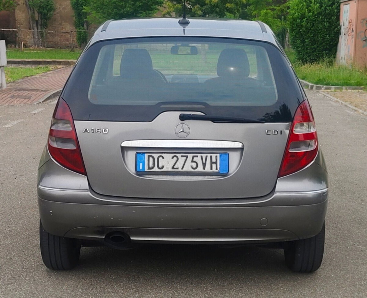 Mercedes-Benz Classe A 180 CDI Avantgarde (4)