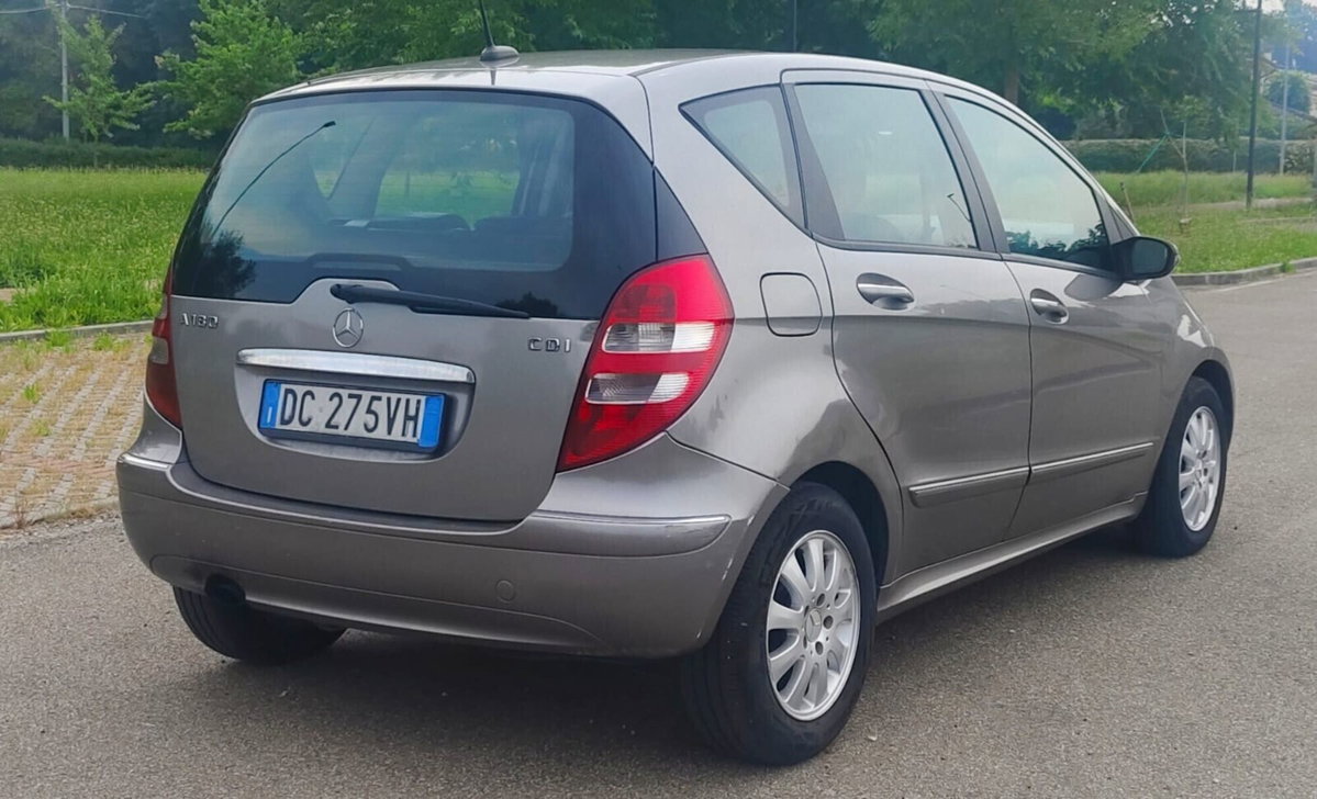 Mercedes-Benz Classe A 180 CDI Avantgarde (8)