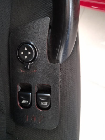 Alfa Romeo 147 1.6 16V TS (105) 5 porte Moving (13)