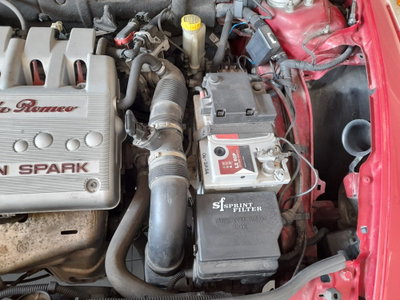 Alfa Romeo 147 1.6 16V TS (105) 5 porte Moving (5)