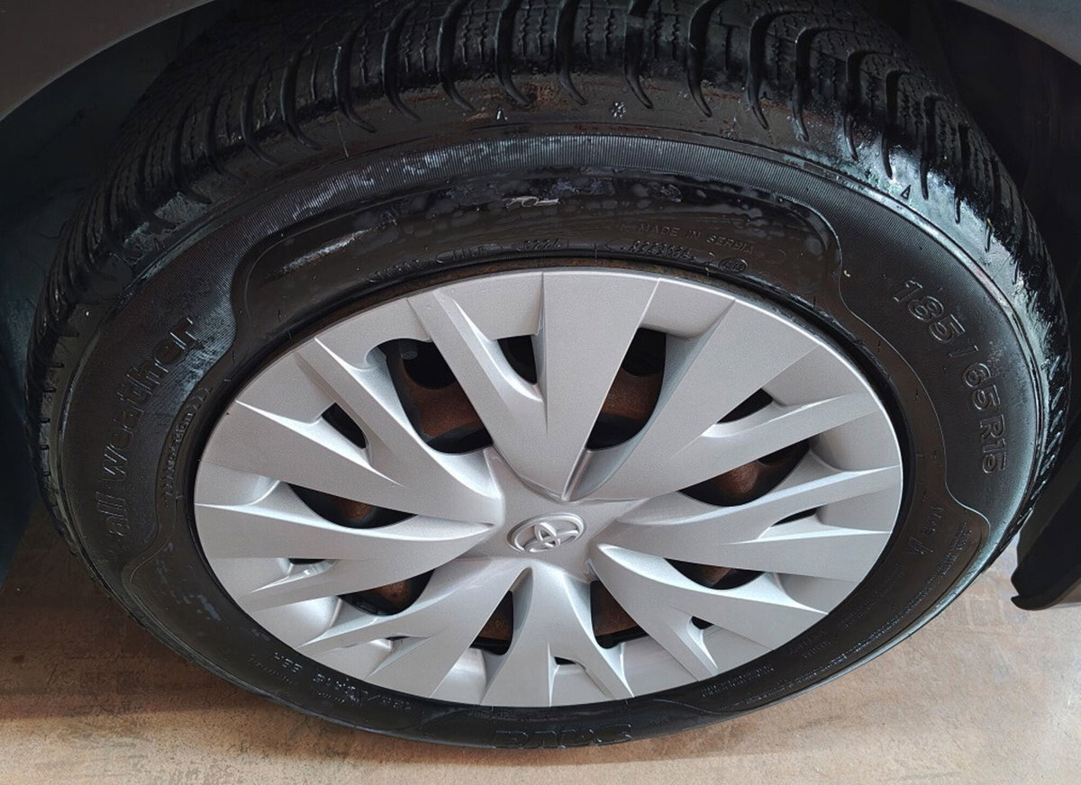 Toyota Yaris 1.5 Hybrid 5 porte Energy (15)