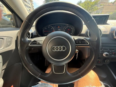Audi A1 Sportback 1.6 TDI S line edition (10)