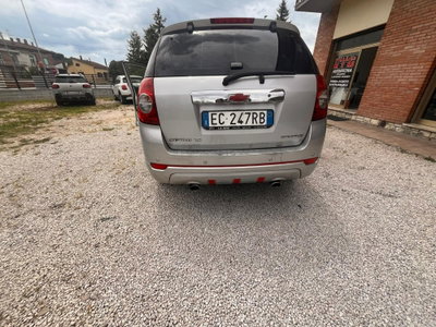 Chevrolet Captiva 2.0 VCDi 2WD (2)