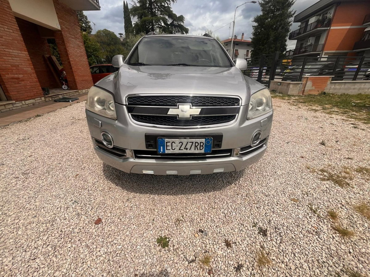 Chevrolet Captiva 2.0 VCDi 2WD (4)