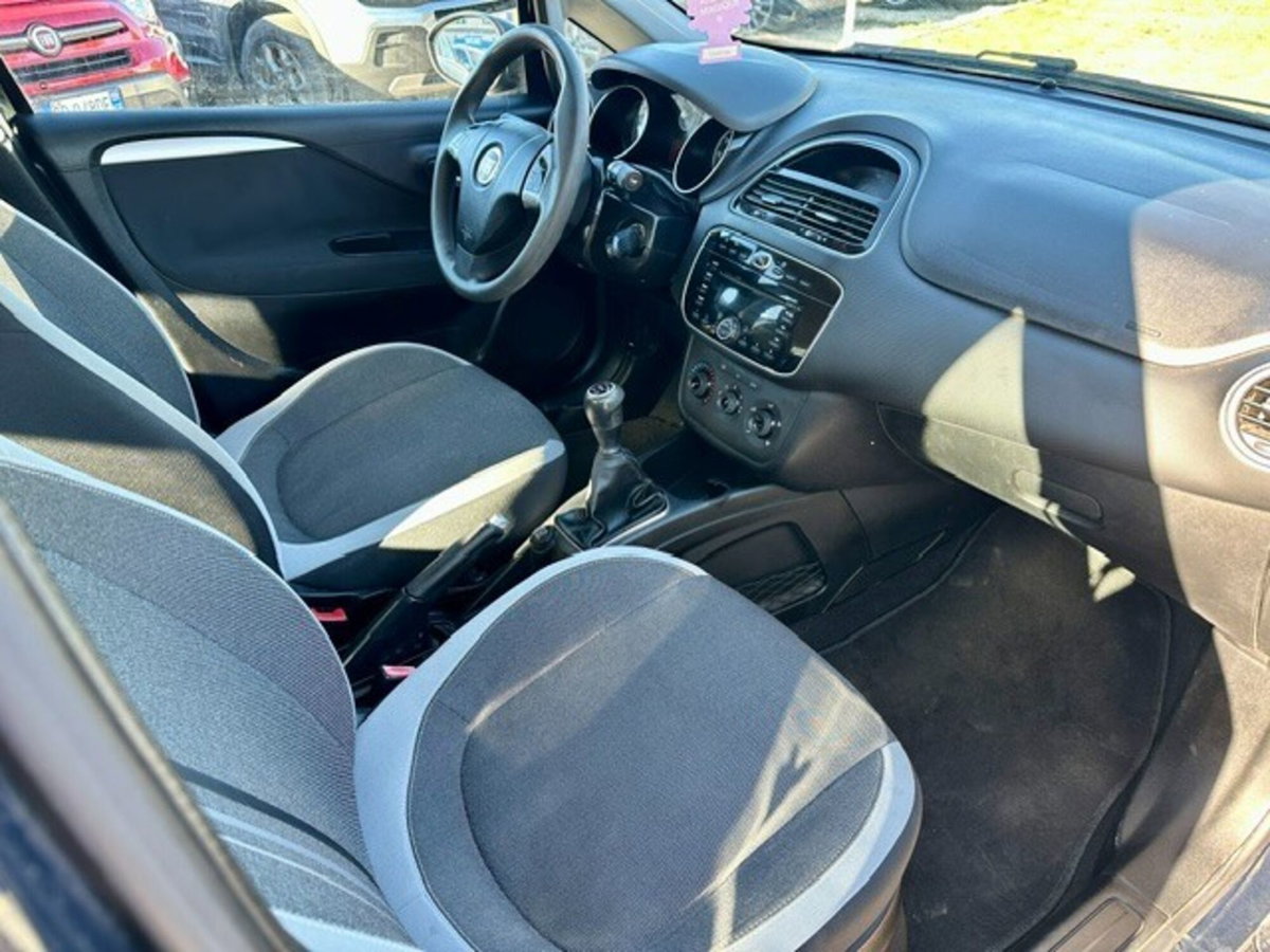 Fiat Punto Evo 1.3 Mjt 75 CV 5 porte Dynamic (13)