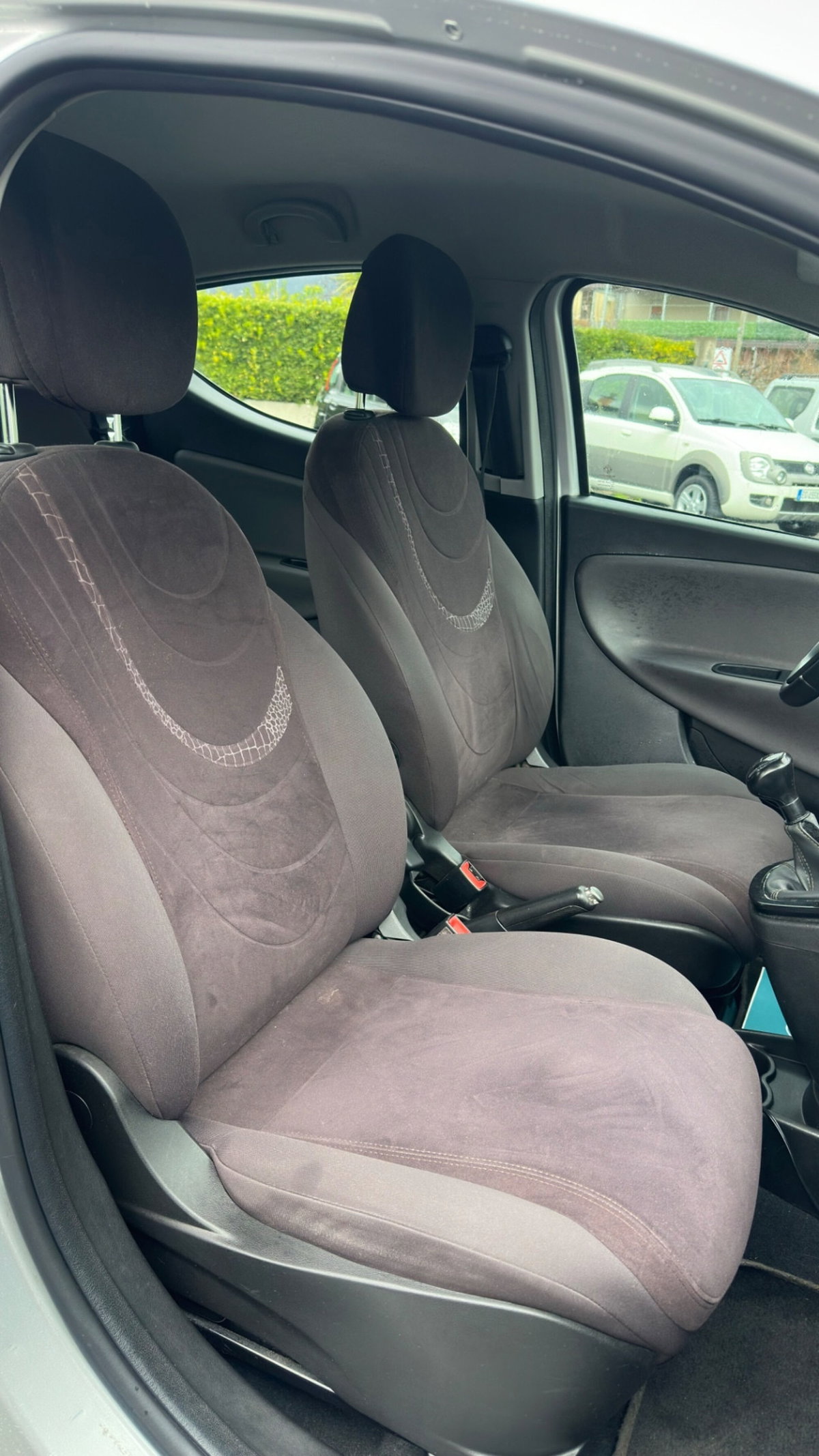 Lancia Ypsilon 1.3 MJT 16V 95 CV 5 porte S&S Silver (13)