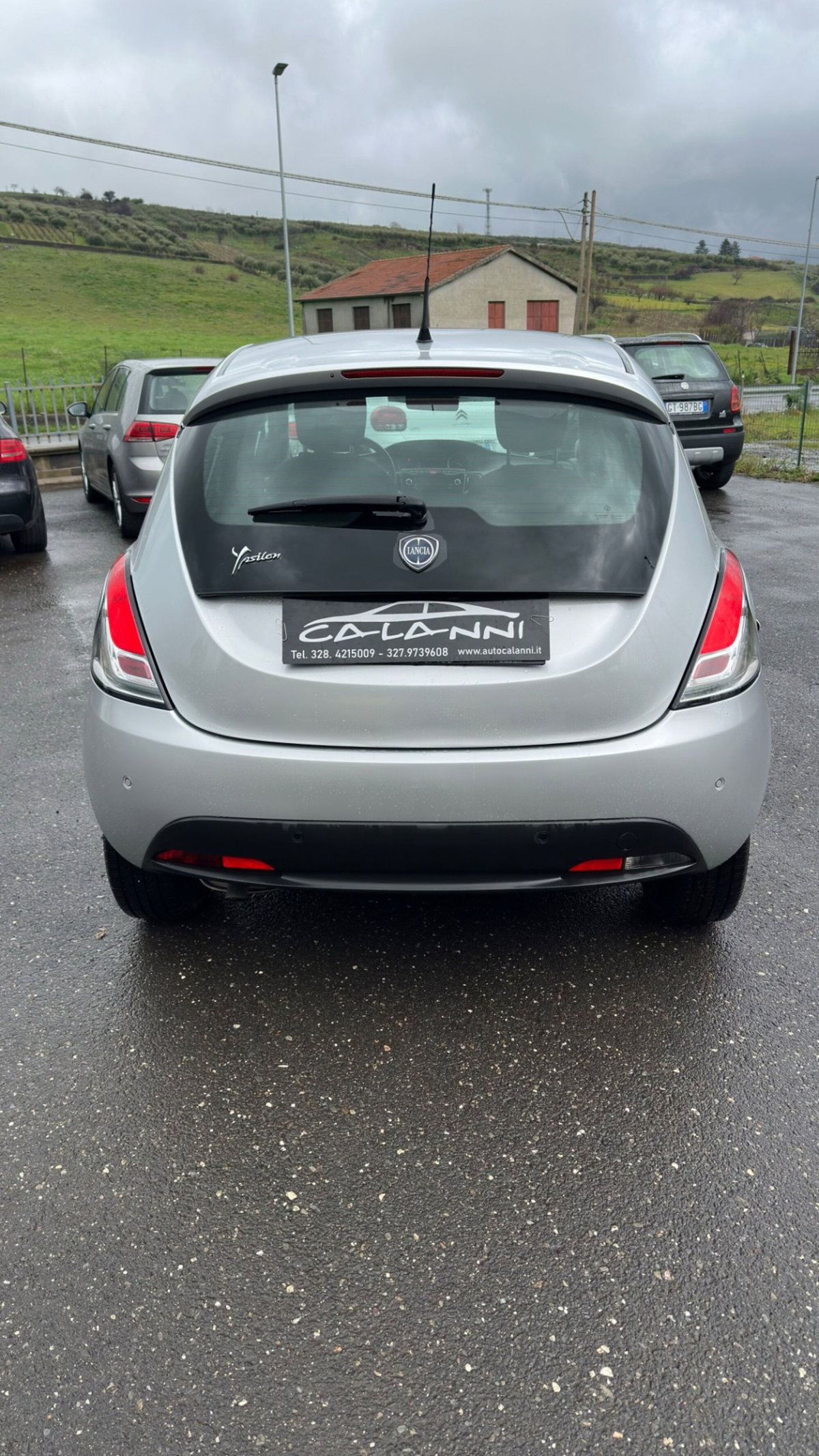 Lancia Ypsilon 1.3 MJT 16V 95 CV 5 porte S&S Silver (4)