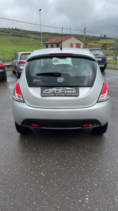 Lancia Ypsilon 1.3 MJT 16V 95 CV 5 porte S&S Silver (4)