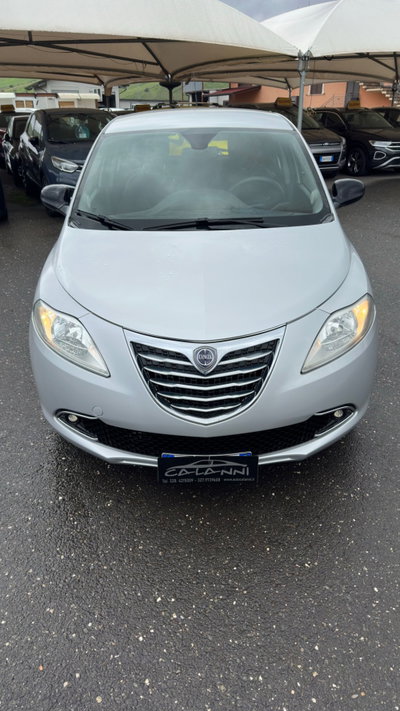 Lancia Ypsilon 1.3 MJT 16V 95 CV 5 porte S&S Silver (6)