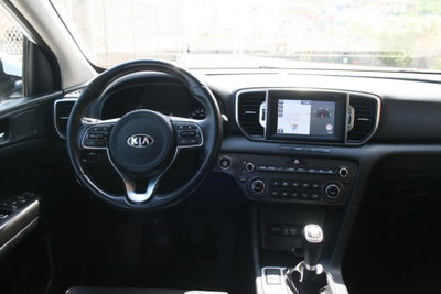Kia Sportage 1.7 CRDI 2WD Cool (7)
