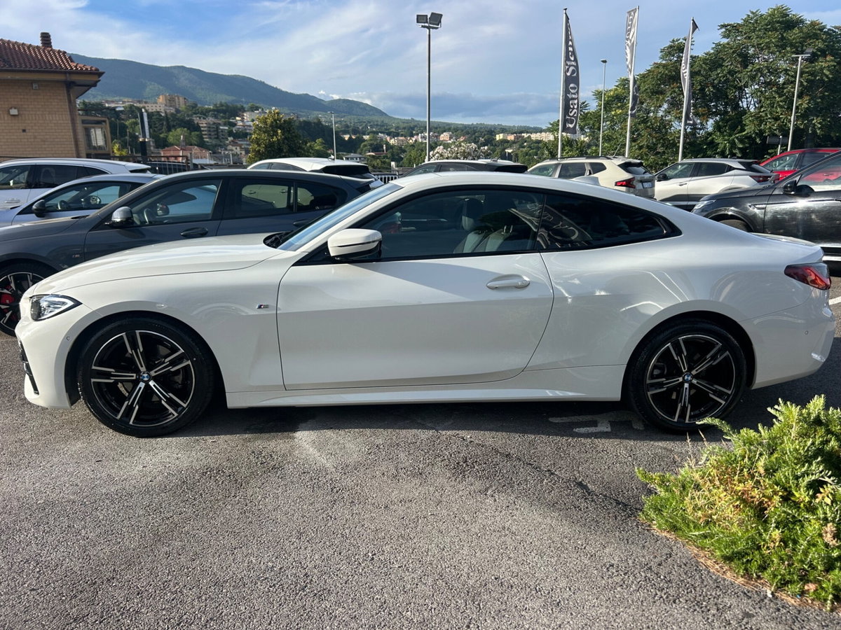 BMW Serie 4 Coupé 420d Coupe mhev 48V xdrive MSport auto (4)