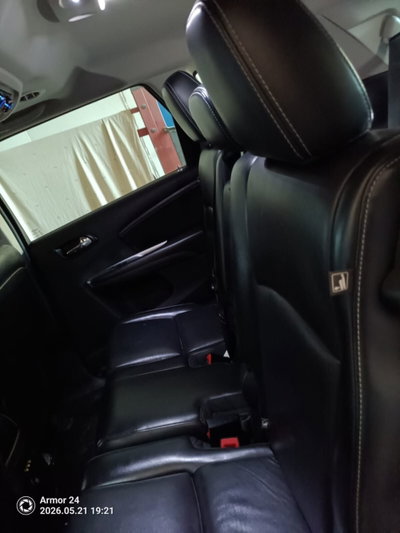 Fiat Freemont 2.0 Mjt 170 CV 4x4 Automatica Lounge (10)