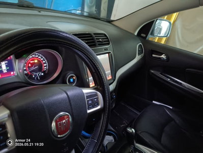 Fiat Freemont 2.0 Mjt 170 CV 4x4 Automatica Lounge (13)