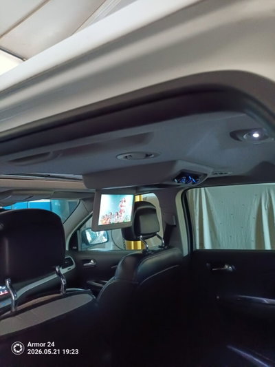 Fiat Freemont 2.0 Mjt 170 CV 4x4 Automatica Lounge (7)