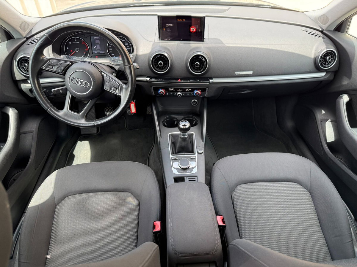 Audi A3 Sportback 1.6 TDI Business (10)