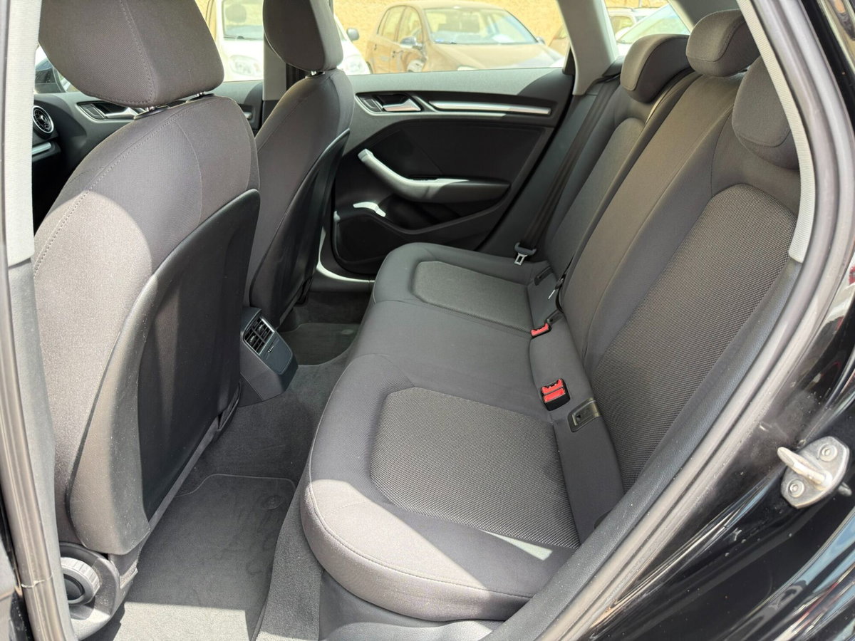 Audi A3 Sportback 1.6 TDI Business (14)