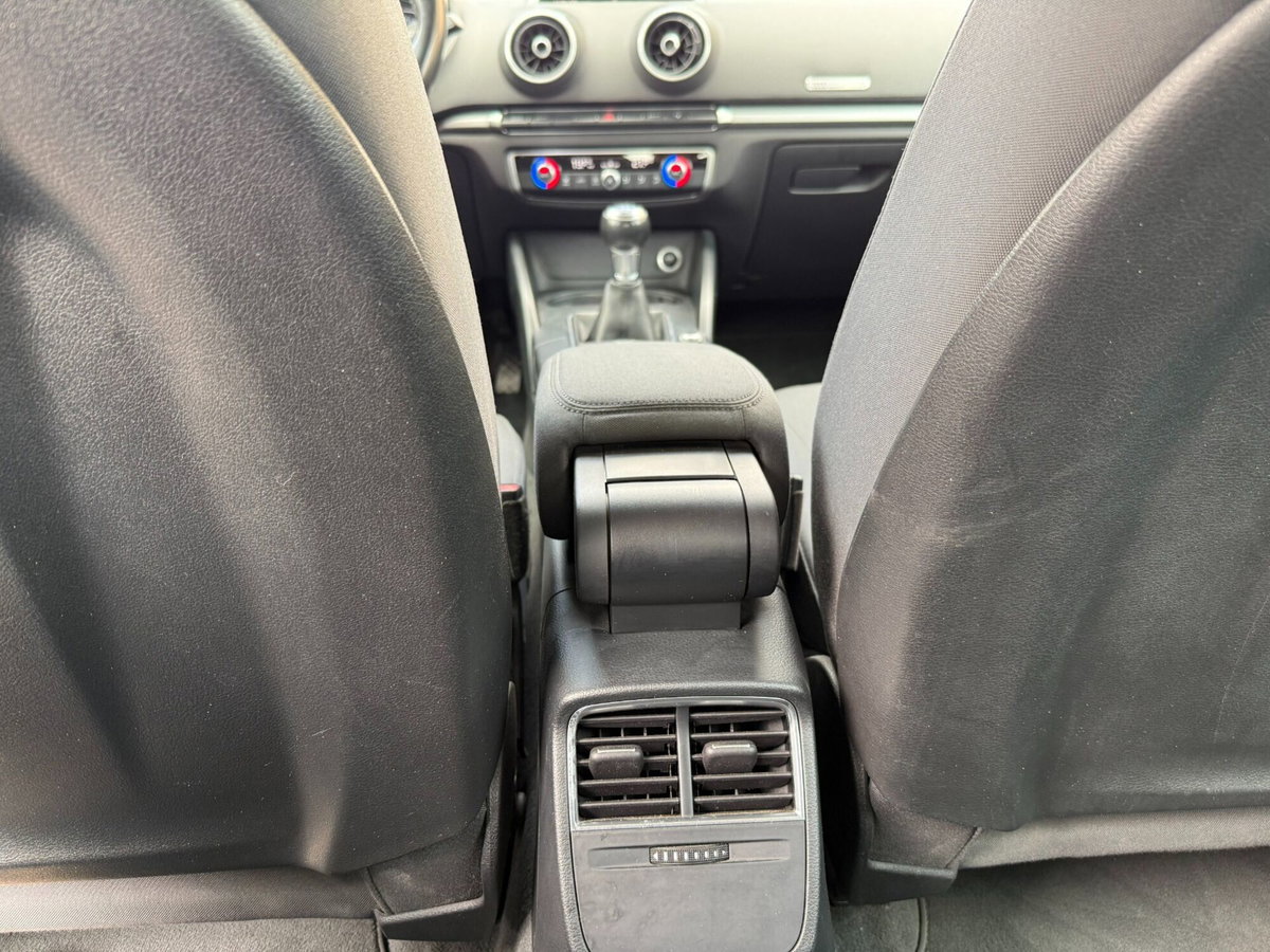 Audi A3 Sportback 1.6 TDI Business (15)