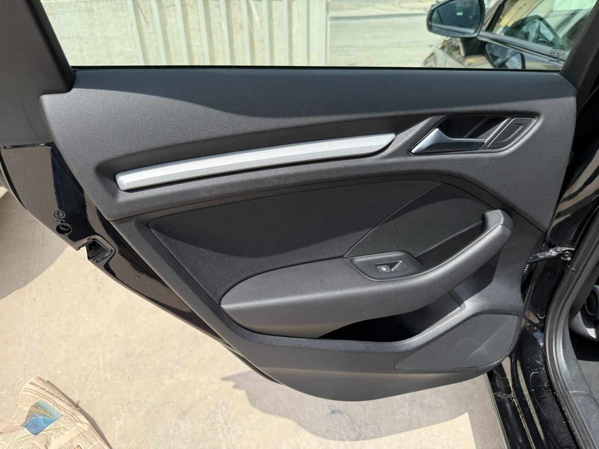 Audi A3 Sportback 1.6 TDI Business (18)