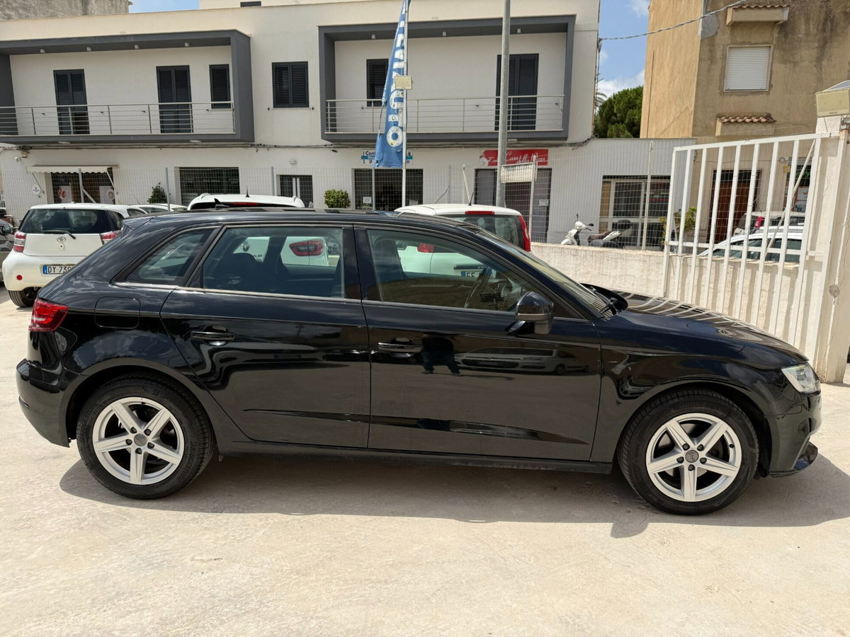 Audi A3 Sportback 1.6 TDI Business (2)