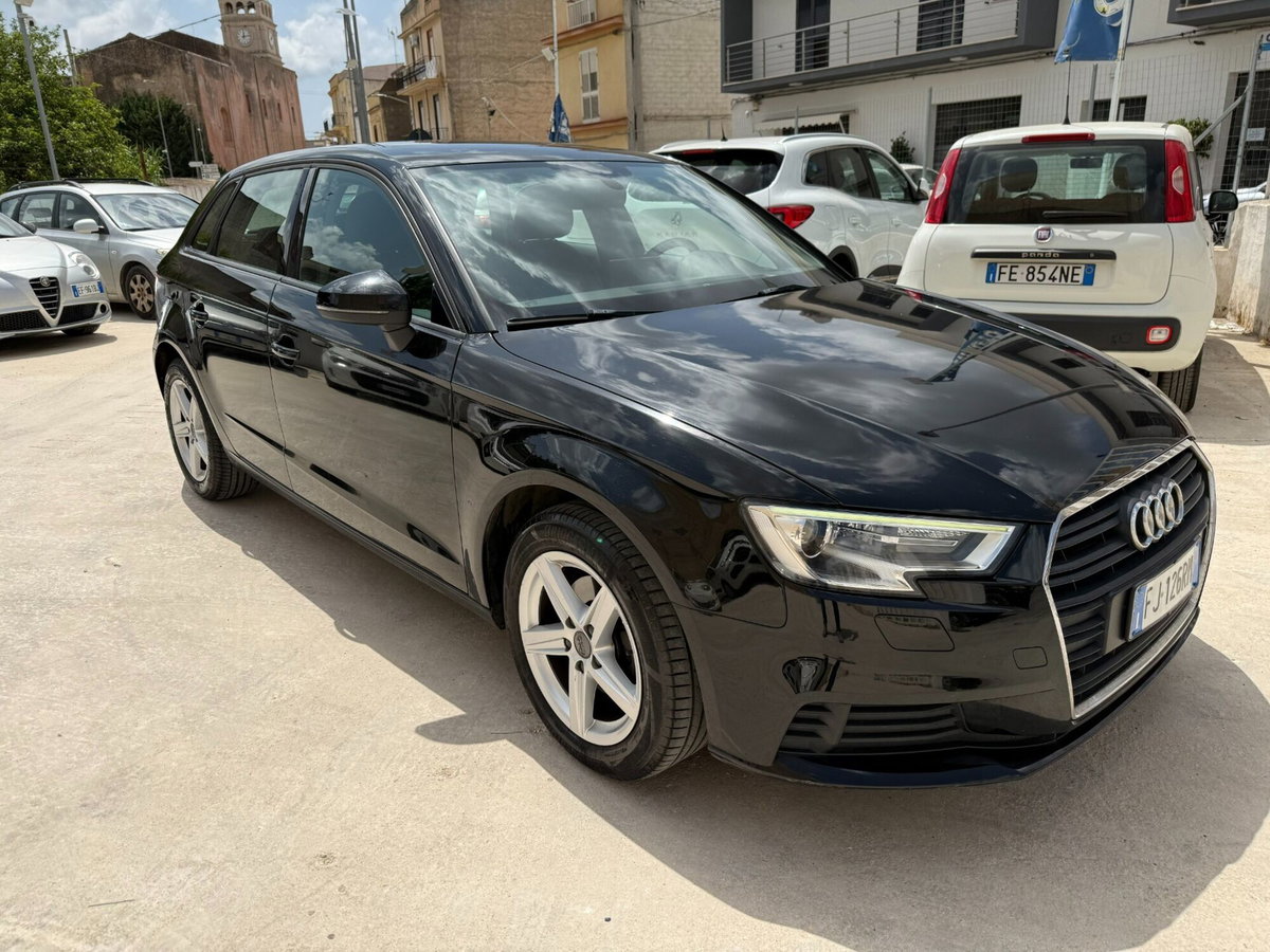 Audi A3 Sportback 1.6 TDI Business (3)