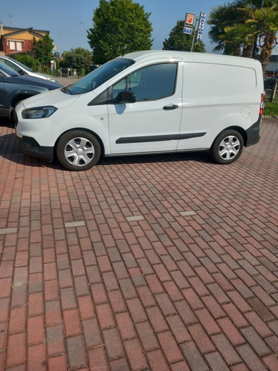 Ford Transit Courier 1.5 TDCi 75CV  Trend (4)