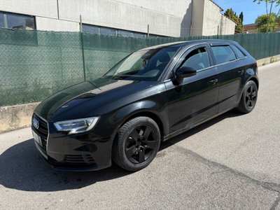 Audi A3 Sportback 1.6 TDI 116 CV Sport (2)