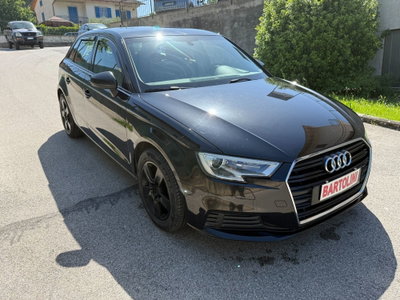 Audi A3 Sportback 1.6 TDI 116 CV Sport (13)