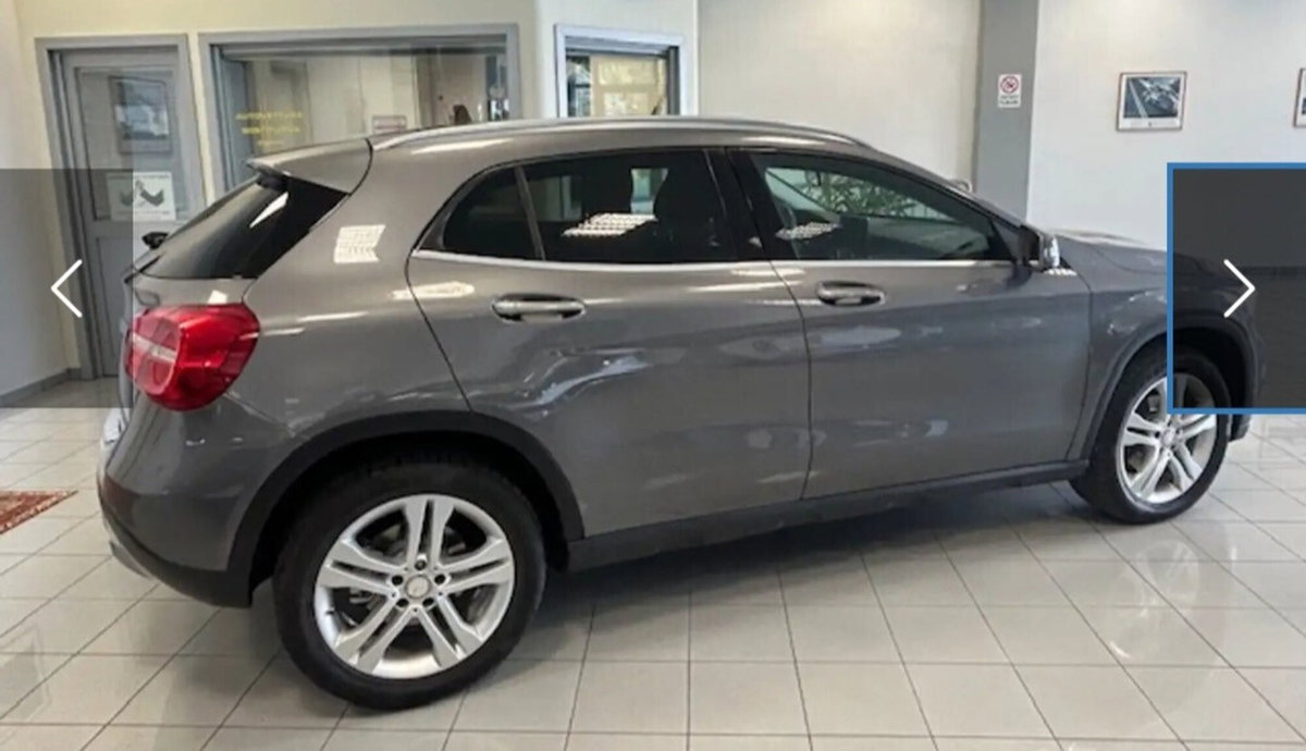 Mercedes-Benz GLA SUV 200 d Premium (4)